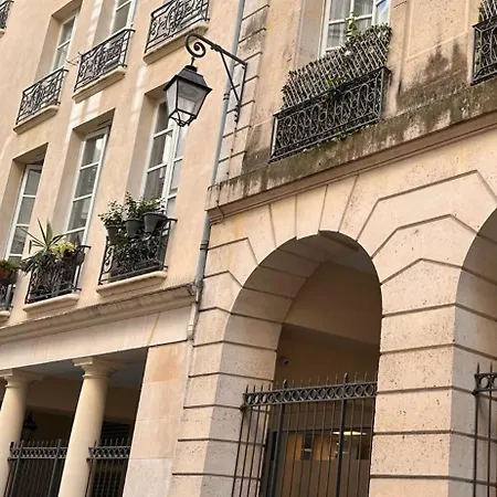 Magnifique Au Coeur Du Marais 아파트 파리